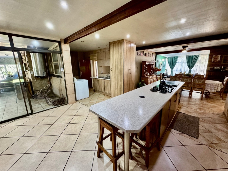4 Bedroom Property for Sale in Die Bult North West